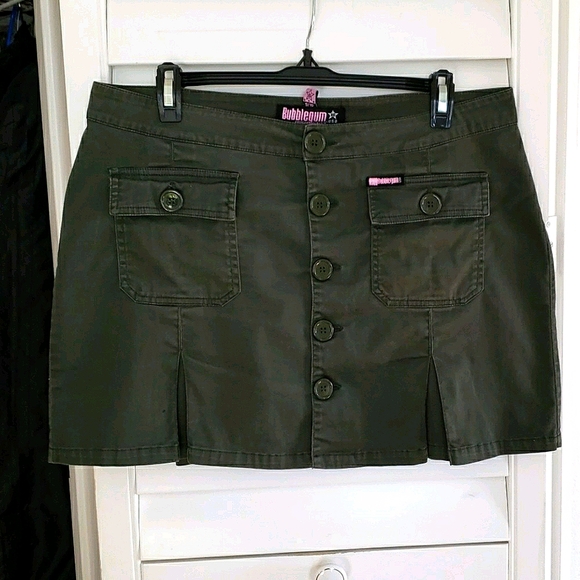 Bubblegum Dresses & Skirts - Vintage 90's Bubblegum Low Rise Mini Skirt Size 9